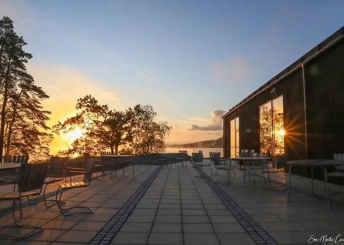 Haellsnaes Hotell & Restaurang