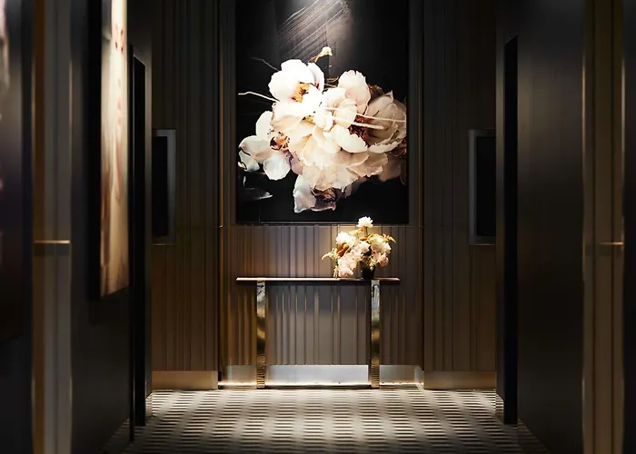 Chadstone Melbourne Mgallery Collection