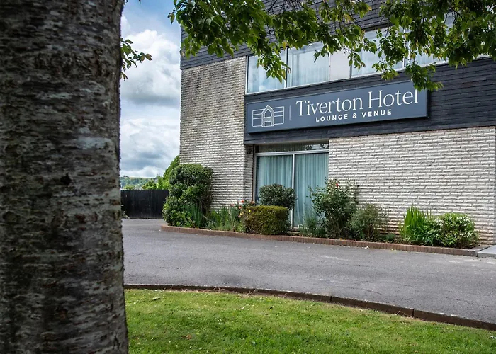 Tiverton Hotel Lounge & Venue