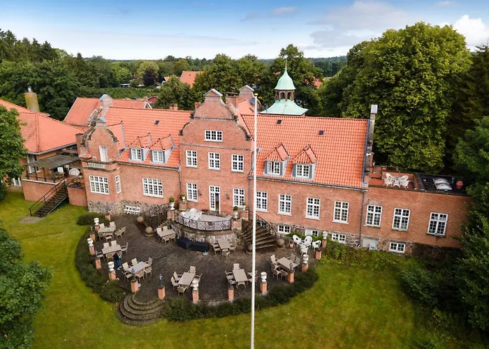 Sauntehus Castle Hotel