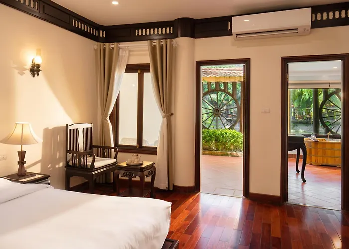 Emeralda Resort Tam Coc