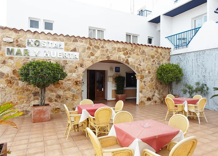 Hostal Mar y Huerta