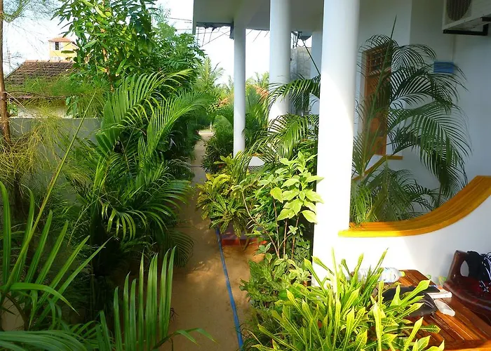 Surf & Sand Hotel Arugambay
