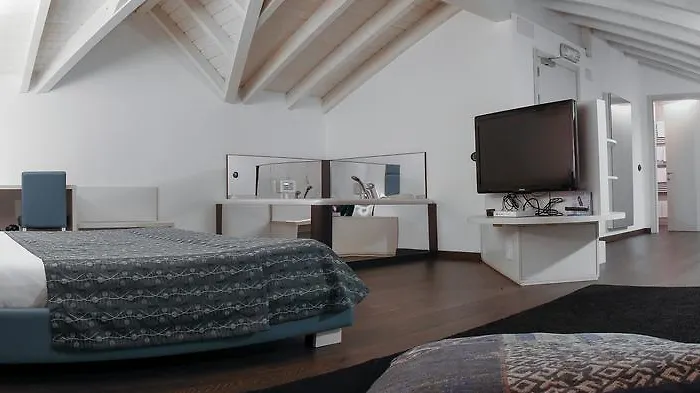 Blu9 Hotel Novedrate
