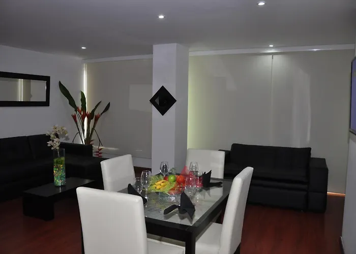 Apartasuites Plaza Modelia