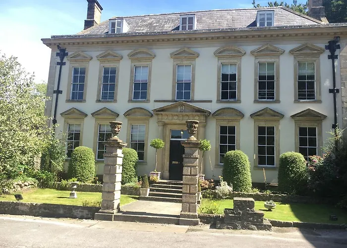 Bowlish House