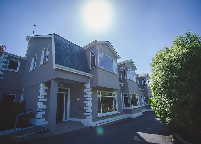 Diamond Hill Country House