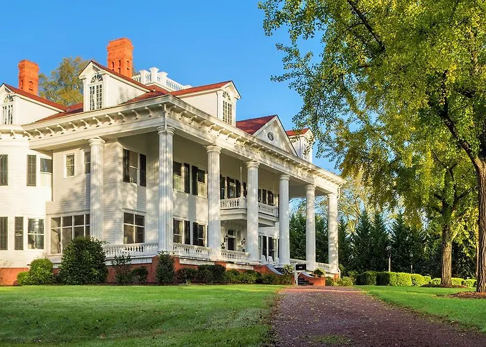 The Twelve Oaks Bed & Breakfast