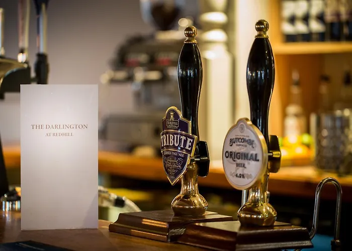 Darlington Arms By The Airport - Free Parking - Bar & Food Hotel Redhill 