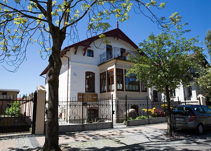 Villa Mistral