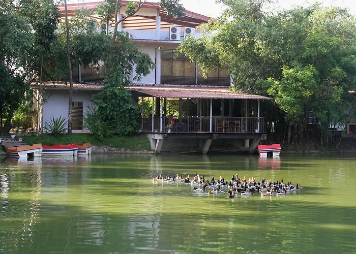 Dream Square Resort