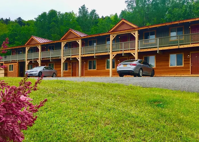Moose Mountain Inn