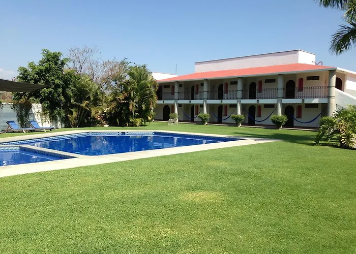Hotel Iguanas