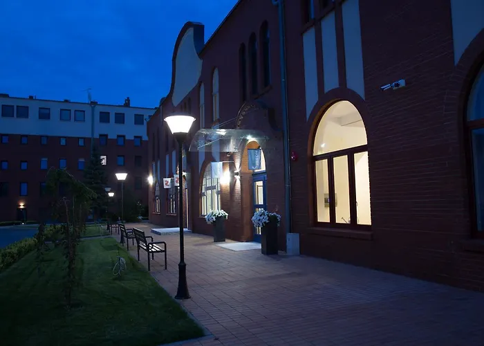 Glas-Hotel 4*