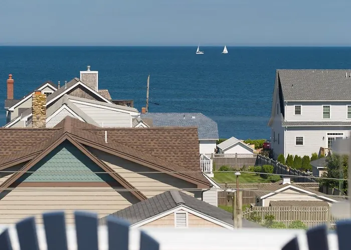 The Break Hotel Narragansett