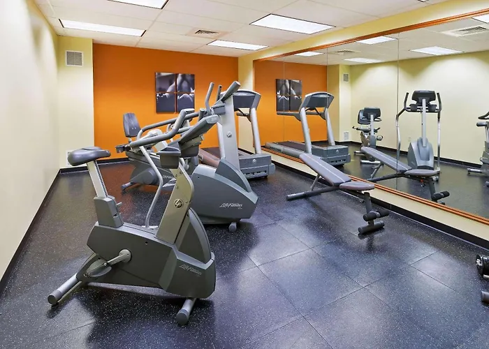 Country Inn & Suites By Radisson, Lewisburg, Pa