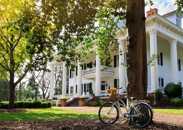 The Twelve Oaks Bed & Breakfast Covington