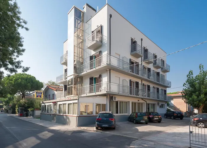 Regina Hotel E Ristorante