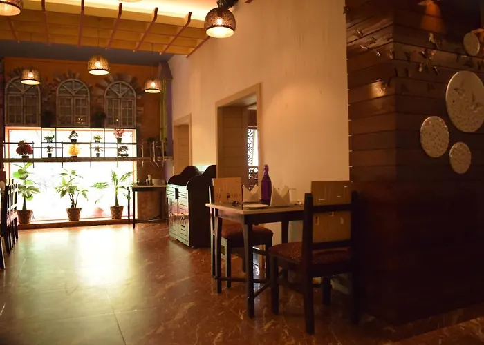 Hotel Hari Vilaas