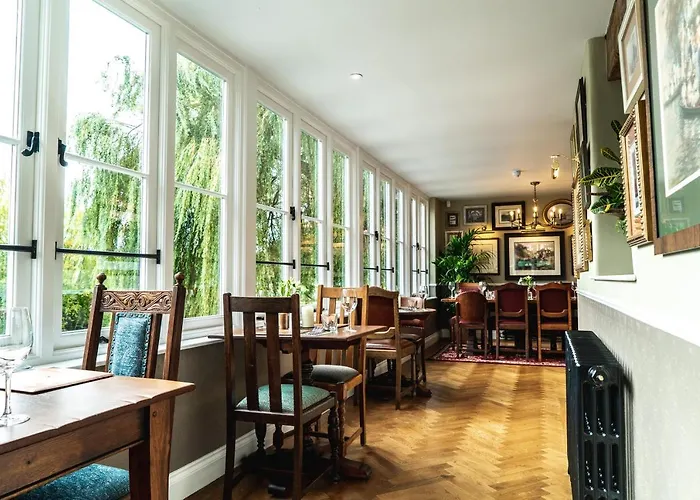 Arrow Mill- Brunning And Price Hotel Alcester