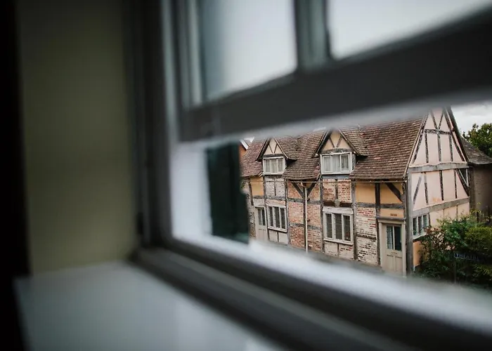 The Globe, Warwick, Warwickshire - Brunning & Price Hotel