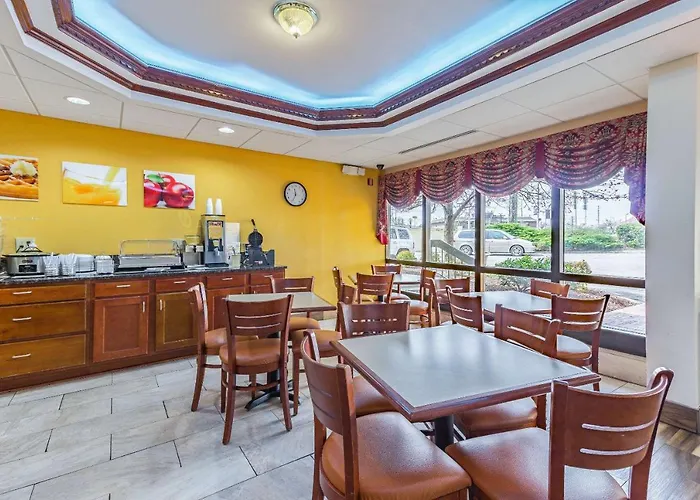 Quality Inn Goodlettsville
