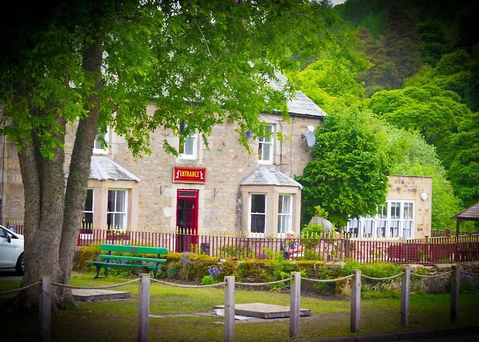 The Elks Head Inn Whitfield 