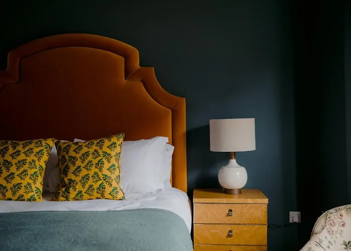 The Rose Hotel Deal
