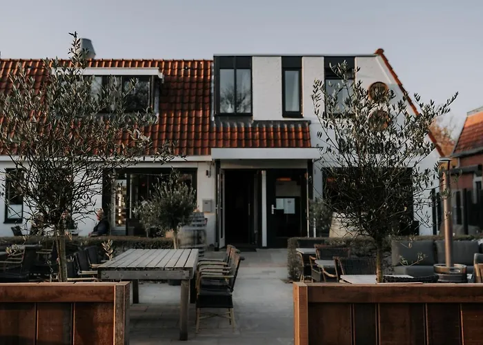 Hotel De4dames