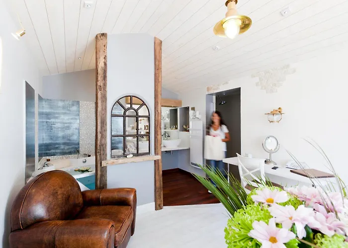 Hotel Restaurant & Spa Plaisir Le Bois-Plage-en-Re