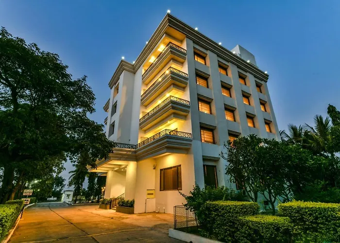 Sun-N-Sand Suites, Shirdi