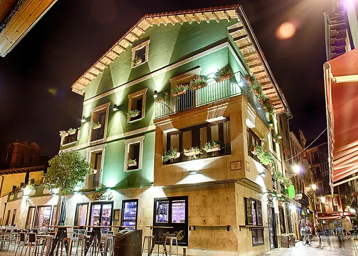 León Center Rooms
