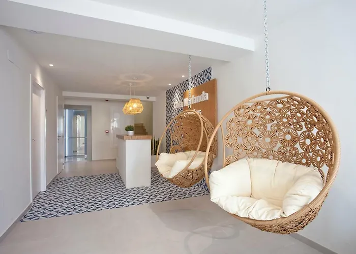 Bj Cala Morlanda Estudios (Adults Only)