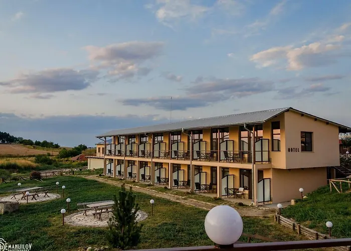 Seven Generations Winery Hotel Mechka