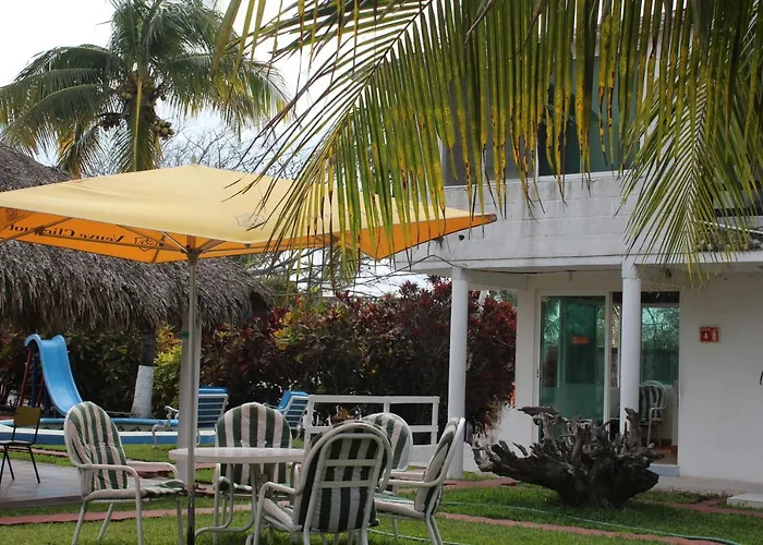Hotel Villas del Rey Playa Chachalacas