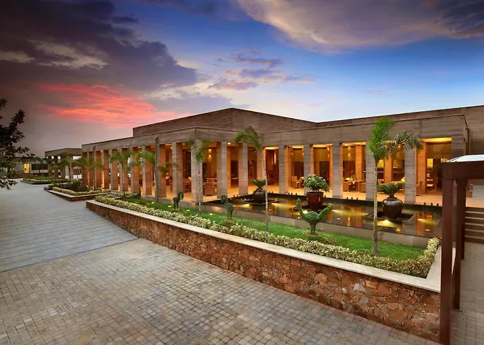 The Lalit Mangar