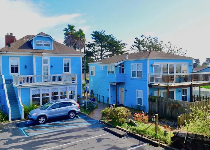 Captain'S Inn At Moss Landing