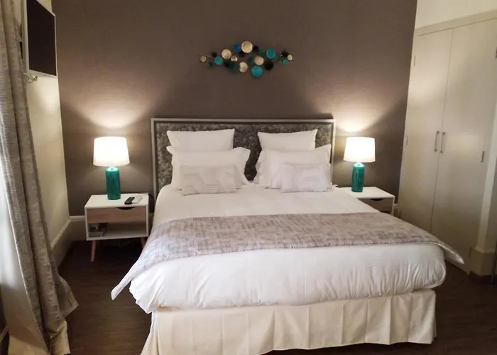 Hotel Le Cedre De Soyons