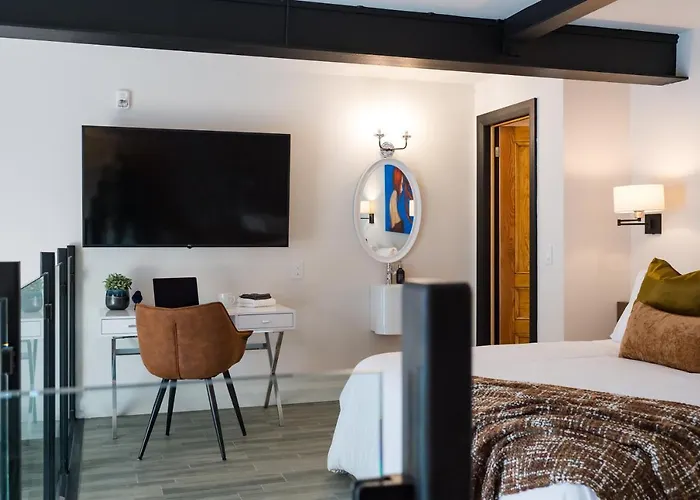 48 King West Boutique Hotel Brockville