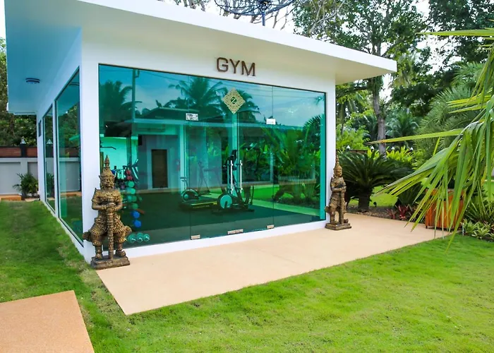 Zee Luxury Boutique Hotel