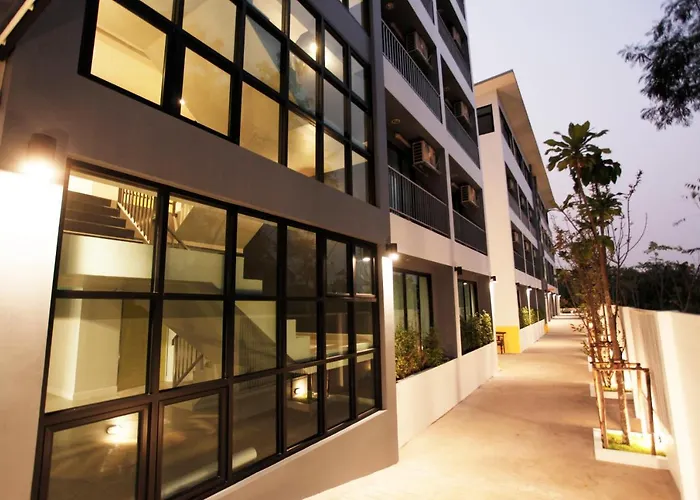 Port Canary Airport Hotel