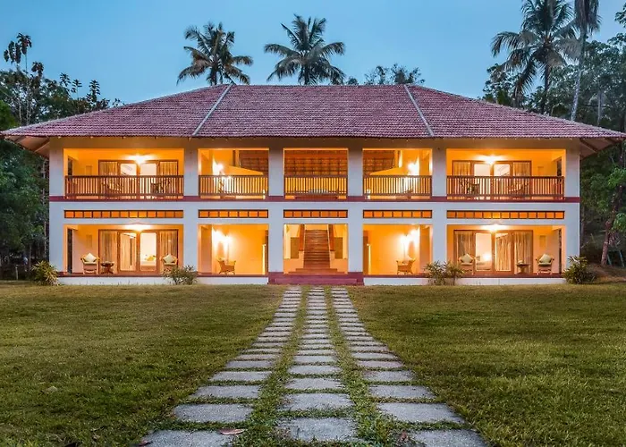 Windermere River House