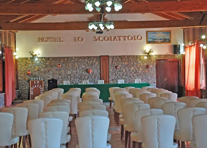 Hotel Lo Scoiattolo Cotronei