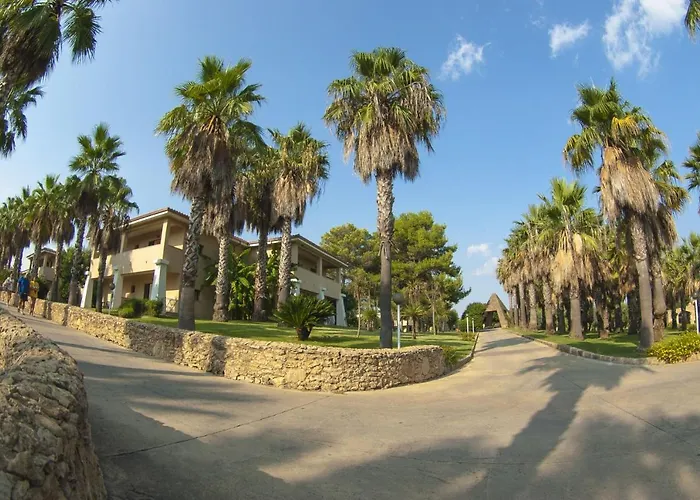 Th Le Castella - Baia Degli Dei Village