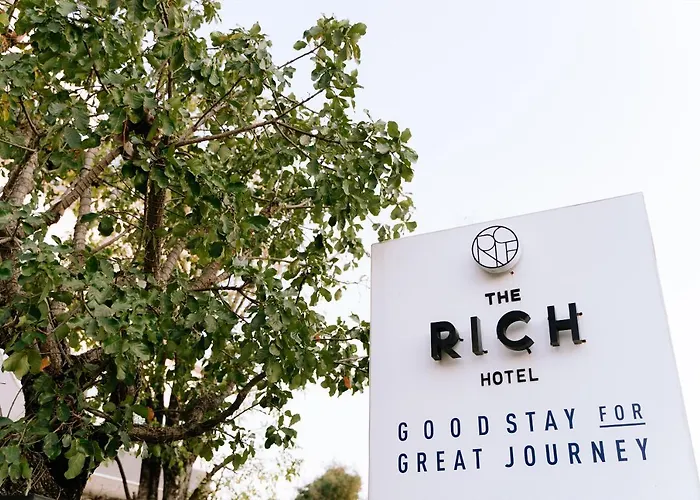 The Rich Hotel