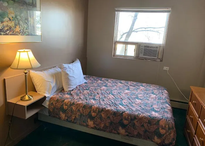 Vivian Motor Hotel