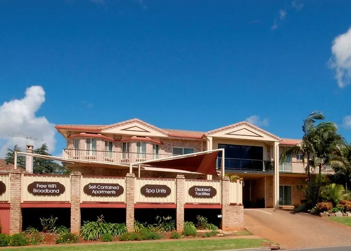 Highlander Motor Inn