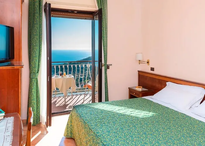 Hotel Montana